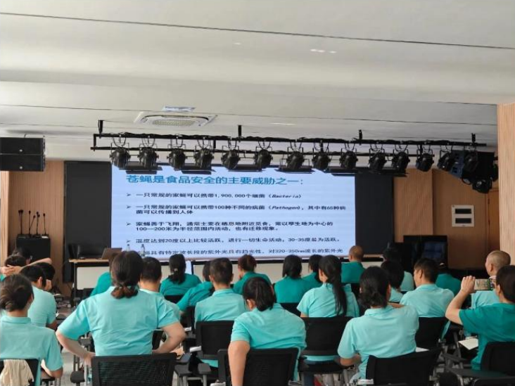 常に食品の安全を第一に